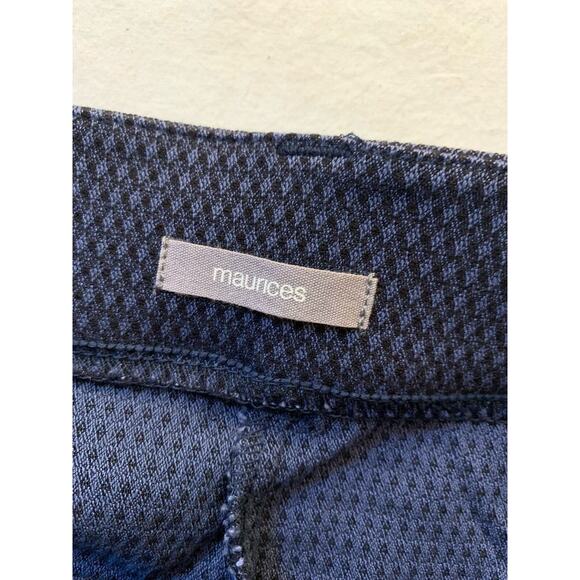 Maurices Womens Size M Short Pants Career Stretch Waist Pull On Straight Leg - Picture 6 of 8